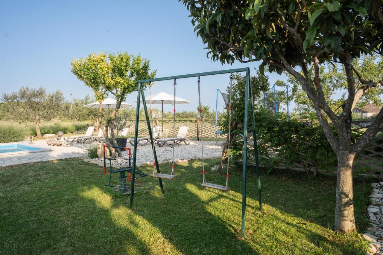 Lavanda Apartments & Room Sveti Lovrec Pazenaticki ภายนอก รูปภาพ