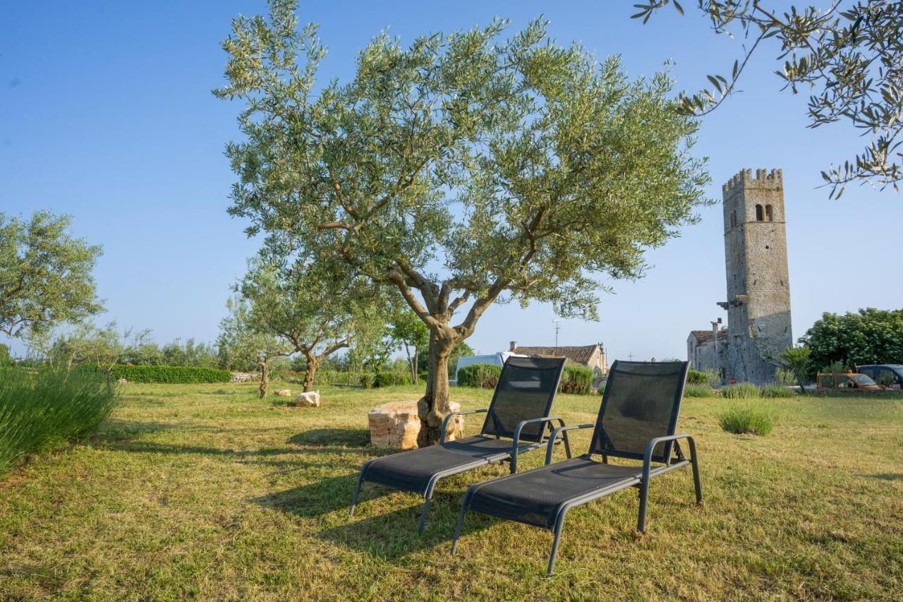Lavanda Apartments & Room Sveti Lovrec Pazenaticki ภายนอก รูปภาพ