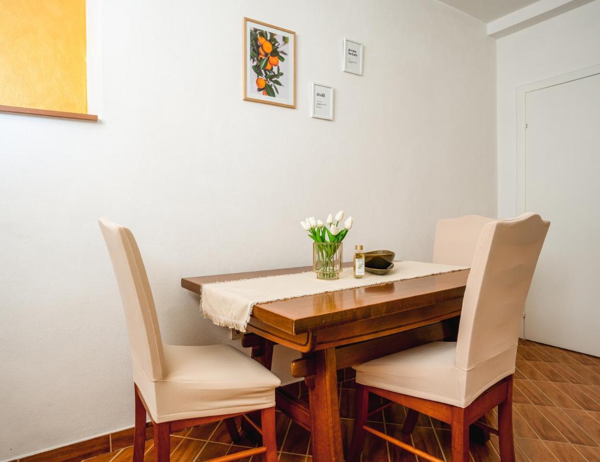 Lavanda Apartments & Room Sveti Lovrec Pazenaticki ภายนอก รูปภาพ